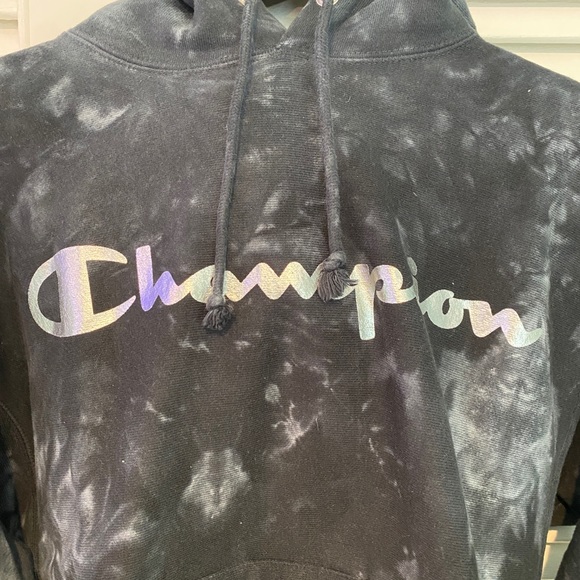 Sweatshirt - Picture 2 of 4